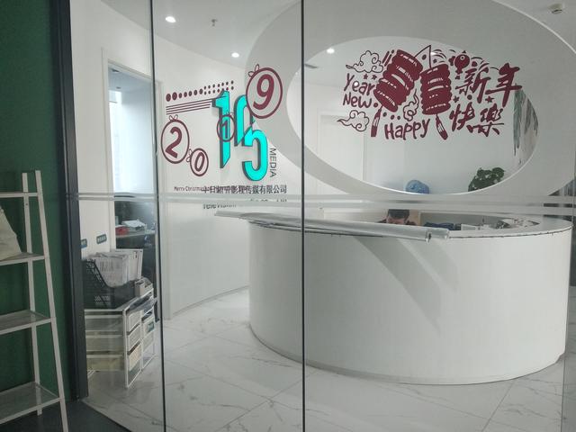 咪蒙關停,靠“偽女權”掙錢還能撐多久(圖1) u=270391928,2434139561&fm=173&app=25&f=JPEG