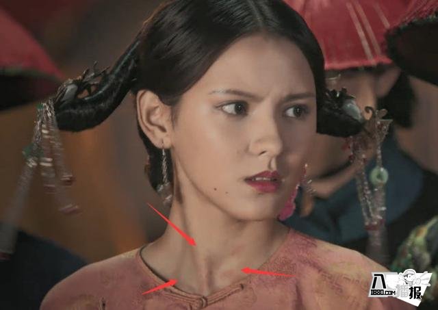 張予曦回應外貌爭議,張予曦黑歷史盤點脖子上吻痕是怎么回事?(圖6) 《如懿傳》張予曦“妓女”妝美過李沁,脖子驚曝“吻痕”引人遐想
