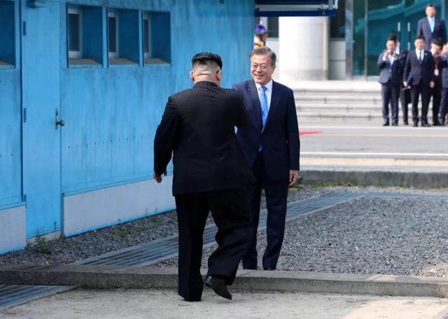 朝鮮強(qiáng)硬警告美國,或重回“交火”狀態(tài)!特朗普:急什么(圖4) 朝鮮強(qiáng)硬警告美國,或重回“交火”狀態(tài)!特朗普:急什么(圖4)