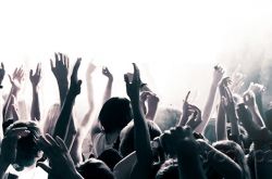 流量造假危在旦夕，粉絲經濟“永垂不朽”