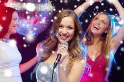 上市擱淺背后：唱吧、全民K歌們的在線K歌如今活